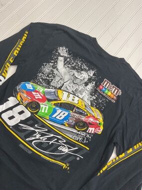 Joe Gibbs Racing Kyle Busch 18 Long Sleeve Graphic Shirt Black L
